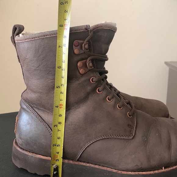 UGG ‘Hannen’ TL Waterproof Boot - Picture 12 of 13